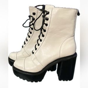 Steve Madden white core leather chunky heel combat boots women size 9